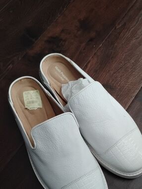 Hush Puppies White Leather Slip-On Loafers for Women